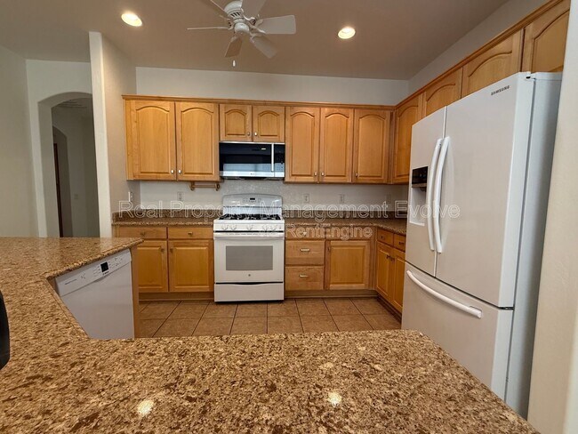 Building Photo - 3038 W Trapanotto Rd