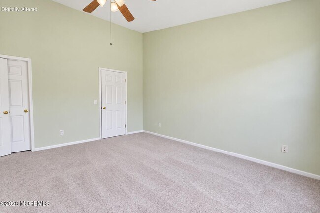 Building Photo - 733 Snowdrop Ct