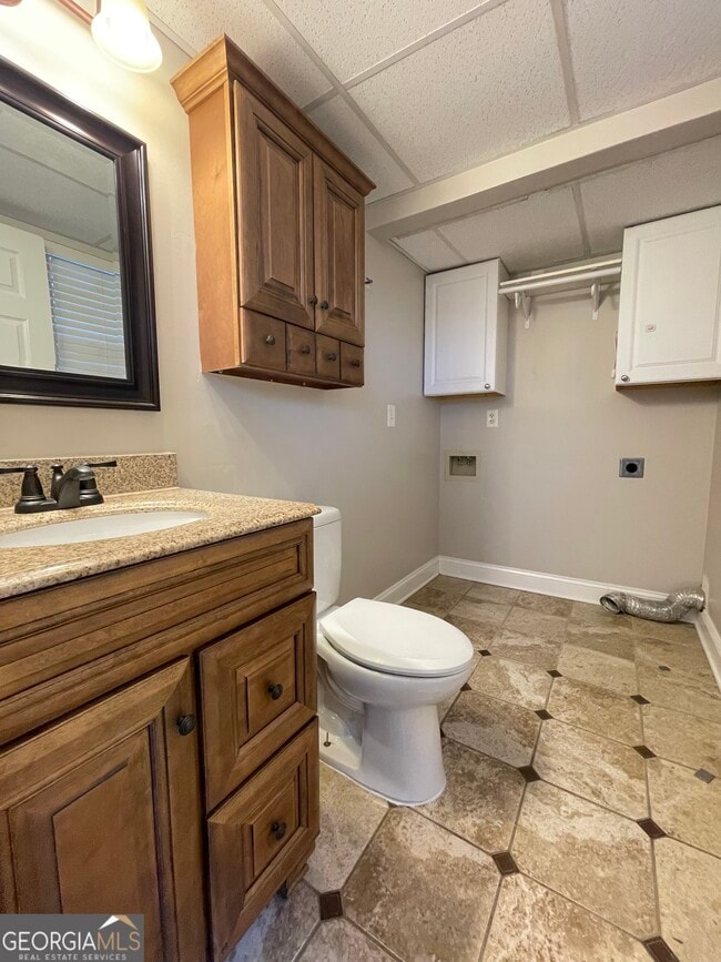 Building Photo - 2880 Florence Dr