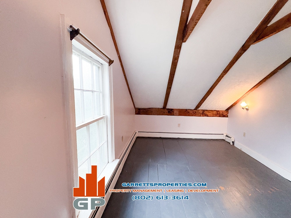 Building Photo - 4 Nashville Rd