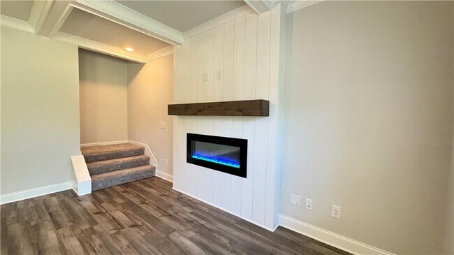 Building Photo - 2920 Westgate Park Dr