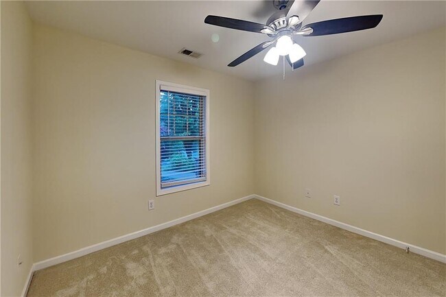 Building Photo - 422 Arrowhead Trail