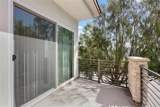 Building Photo - 711 Brooklyn Dr