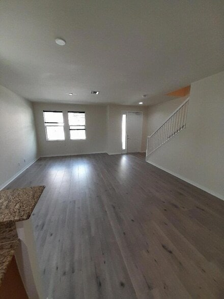 Building Photo - 3242 S Caroline Dr