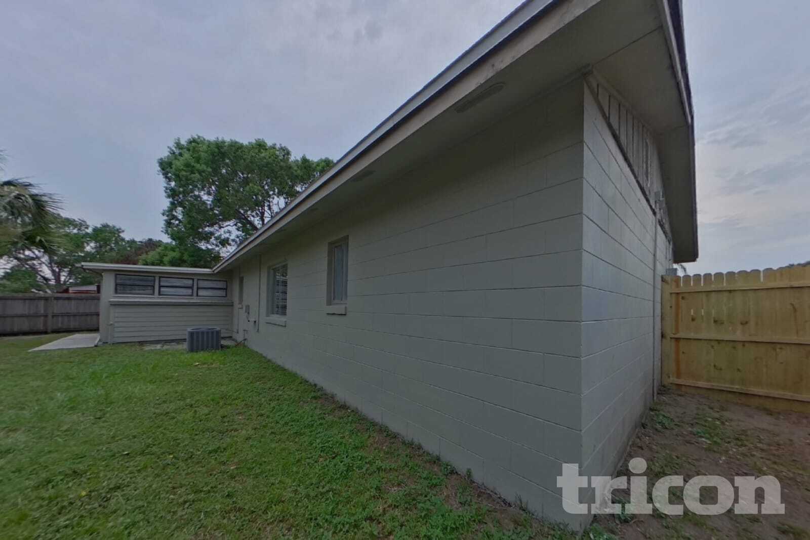 Building Photo - 11415 Cardiff Dr