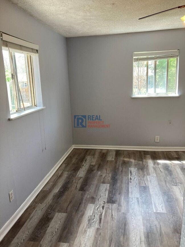 Building Photo - 3365 Olive St