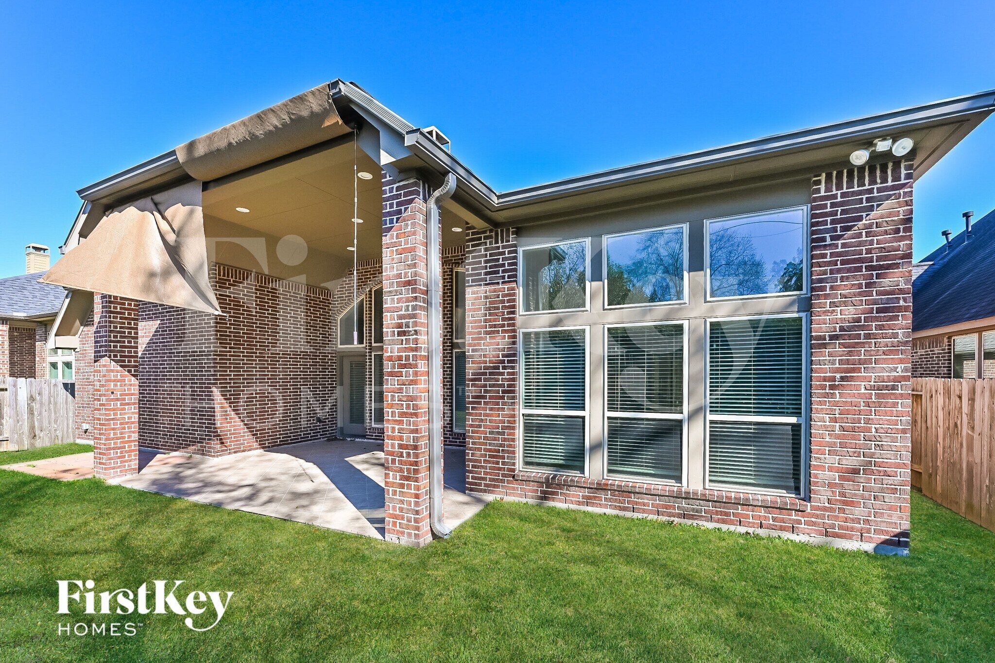 Building Photo - 18631 Minden Oaks Dr