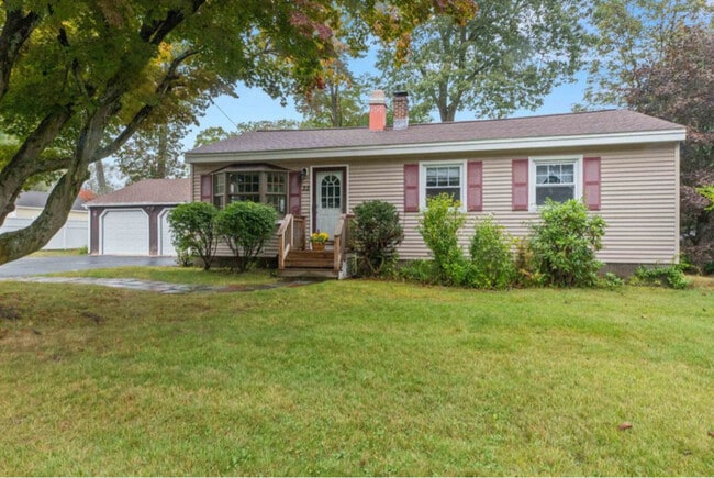 Building Photo - 22 Henry St