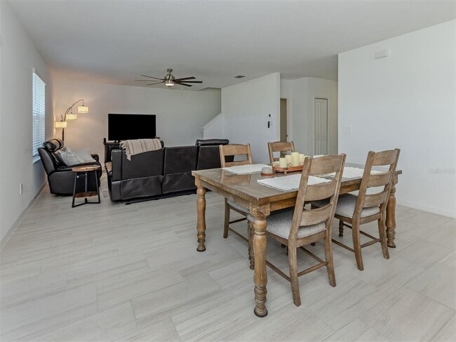 Building Photo - 12215 Radiant Gem Trl