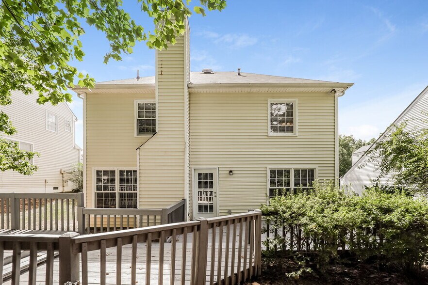 Building Photo - 1769 Bertram Ln SW