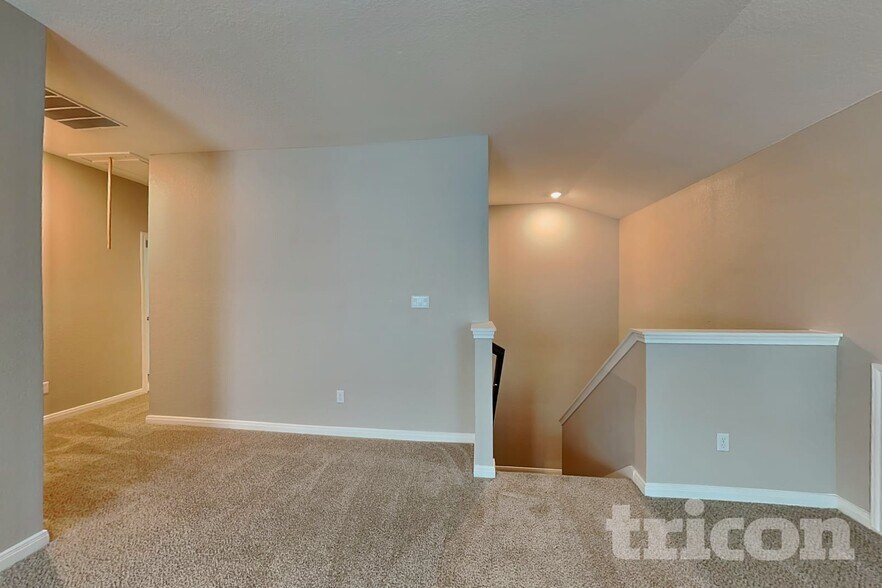 Building Photo - 5532 Shasta Pl