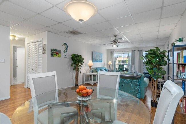 Building Photo - 3136 Harbor Blvd