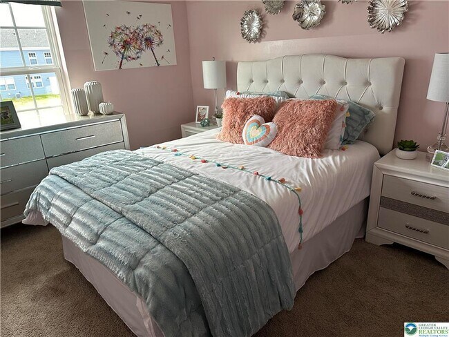 Building Photo - 1264 Susan Cir