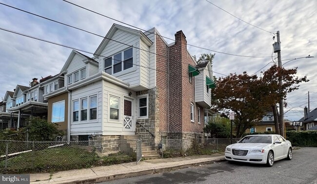 Primary Photo - 7250 Radbourne Rd