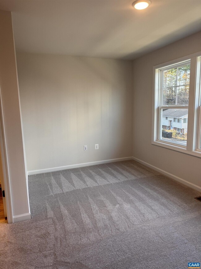 Building Photo - 2225 Woodburn Rd