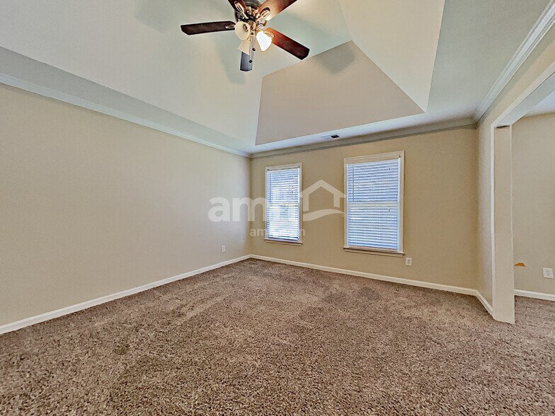 Building Photo - 590 Oxford Crest Ct NW