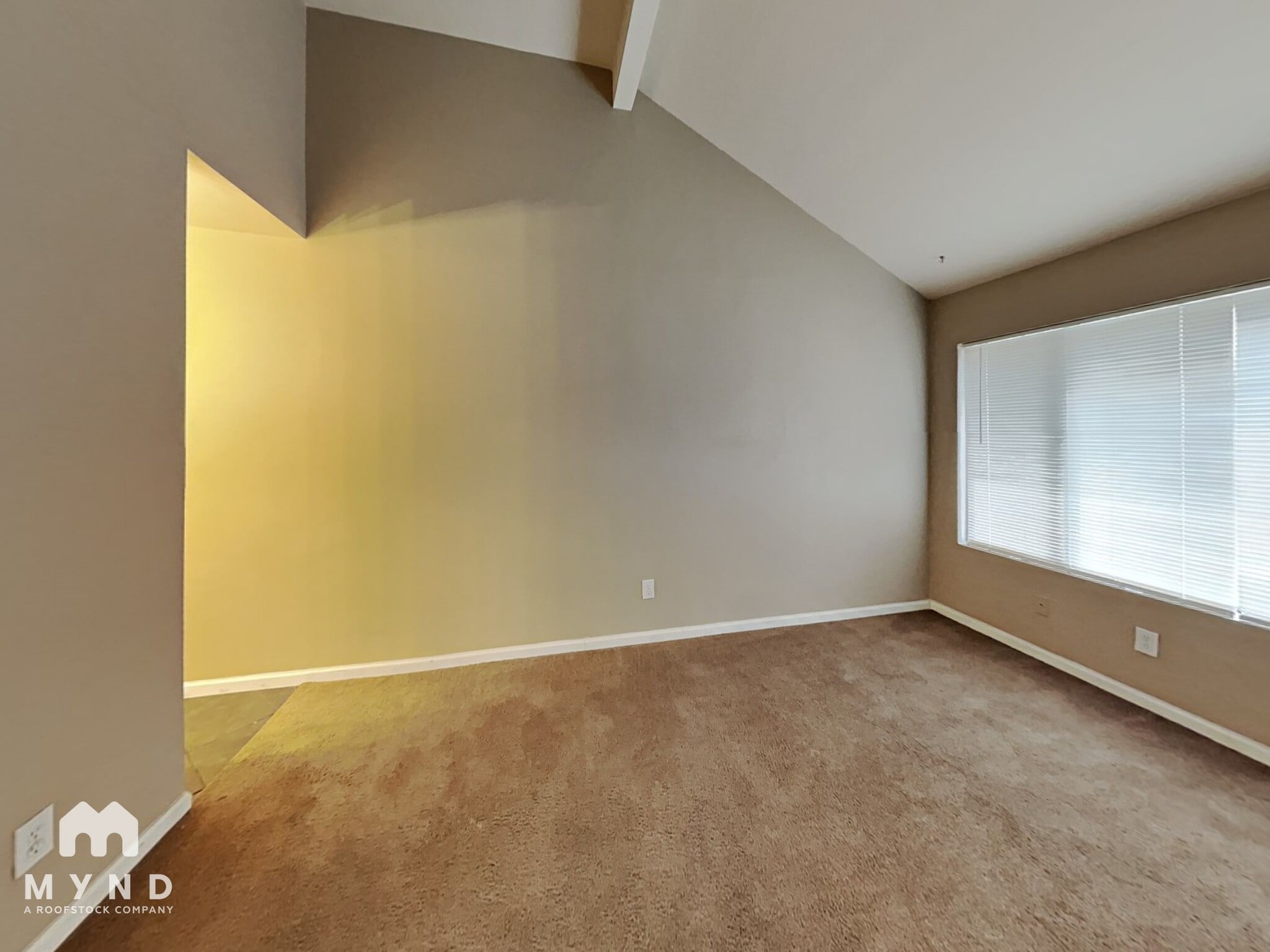 Building Photo - 10115 E Mountain View Rd