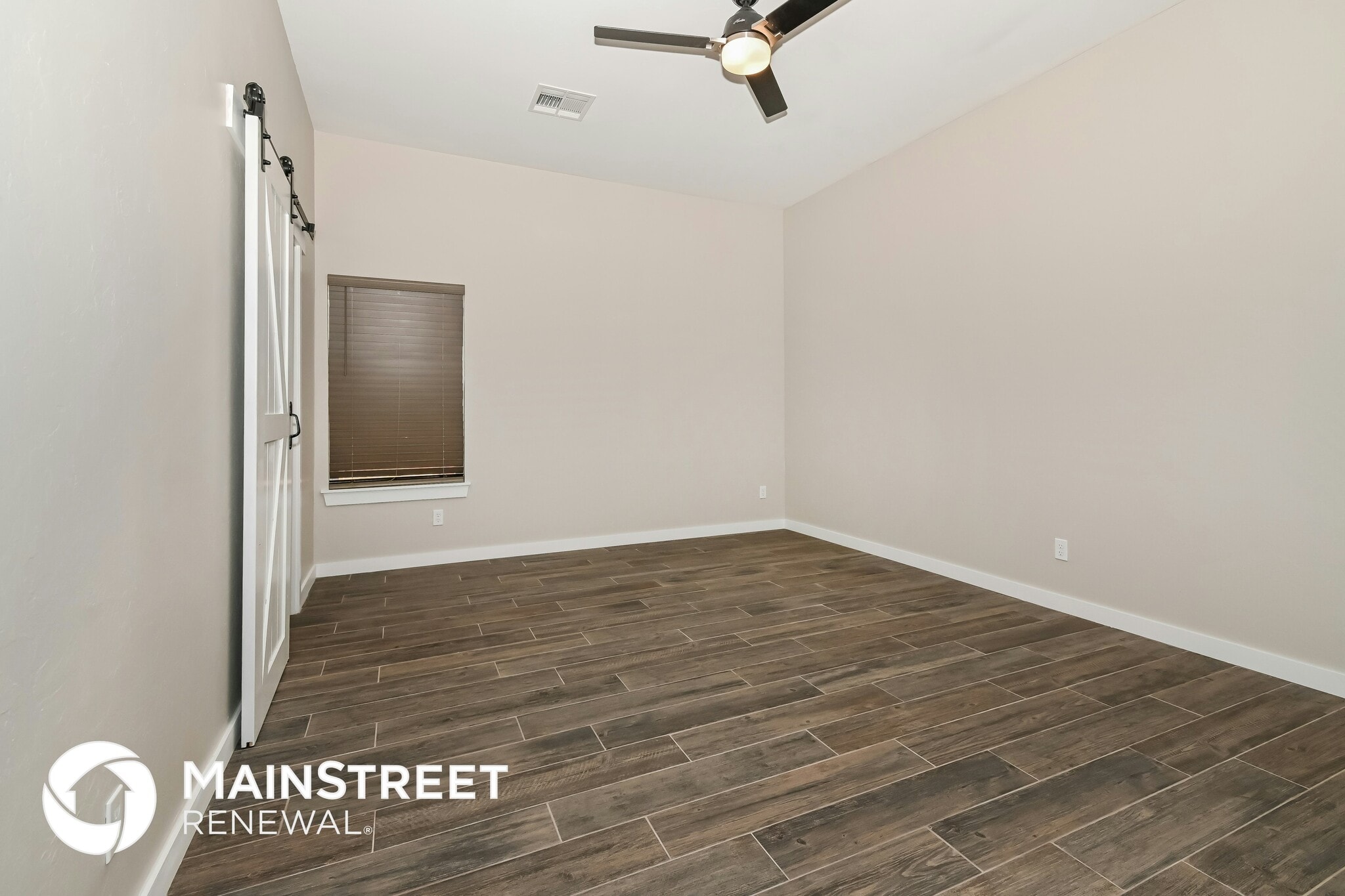 Building Photo - 11324 Paradise In Dr