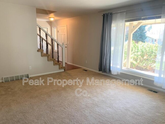 Building Photo - 3201 Wedgewood Ct