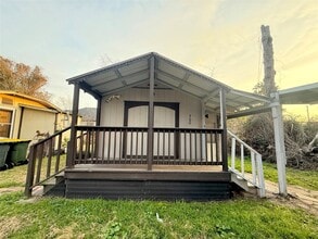 Building Photo - 274 Jewel St