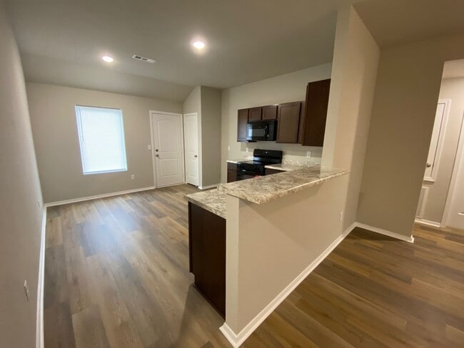 Building Photo - 4520 Olympic Dr