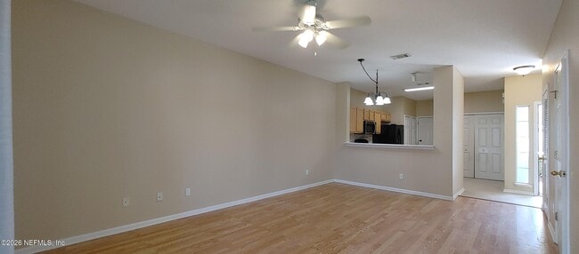 Building Photo - 537 Scrub Jay Dr