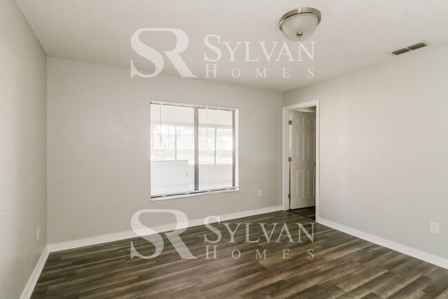 Building Photo - At Last, This Is What You Have Been Search...