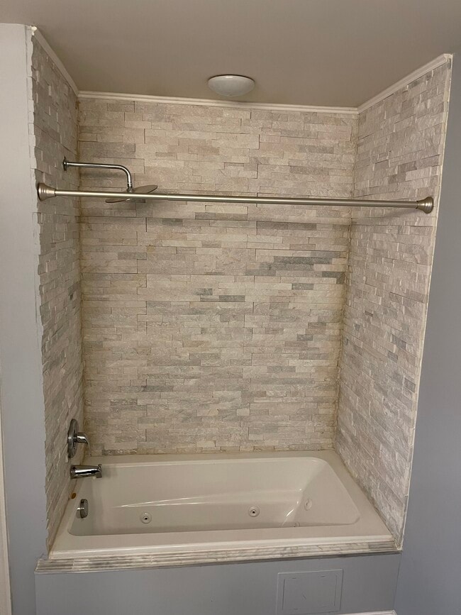 Building Photo - 14268 Town Commons Way