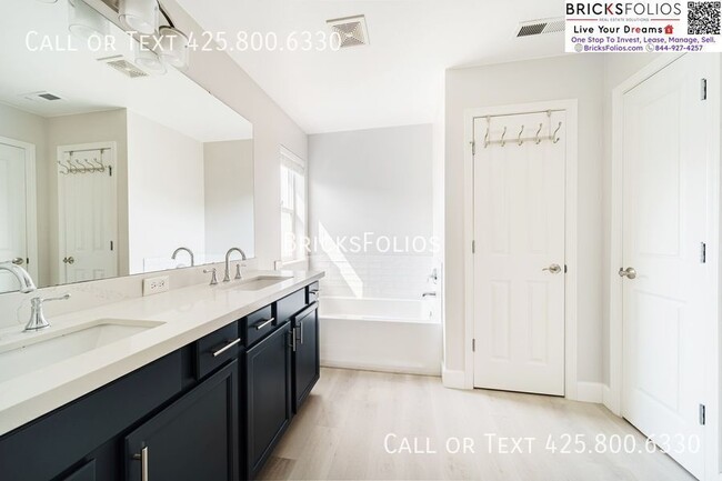 Building Photo - 2728 84th Dr NE