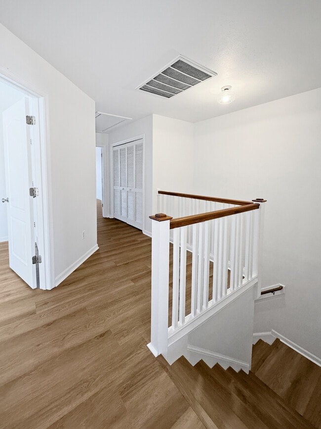 Building Photo - 2656 Bracston Rd