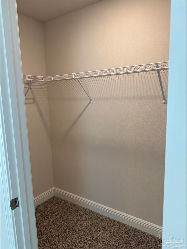 Building Photo - 3984 Pendragon Cir