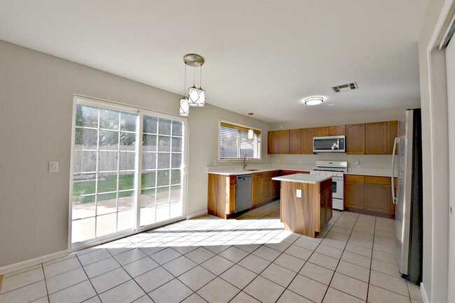 Building Photo - 3627 Windhill Loop