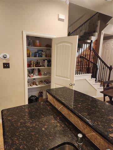 Building Photo - 5328 Locust Dr