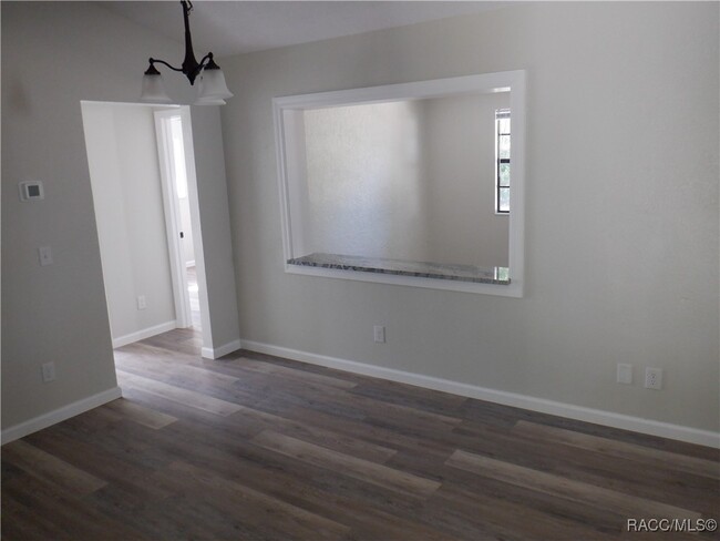 Building Photo - 6361 E Lowden St