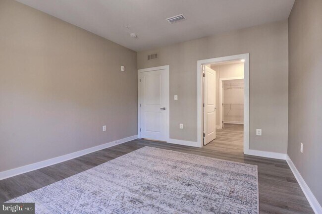 Building Photo - 12875 Mosaic Pk Wy