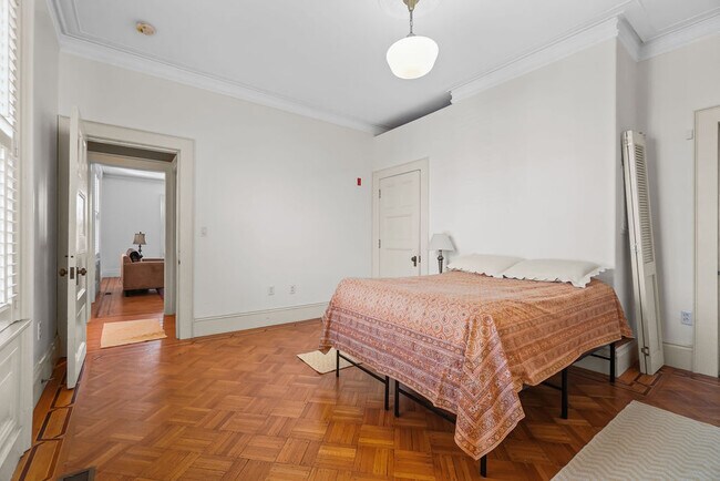 Bedroom - 1447 Westminster St