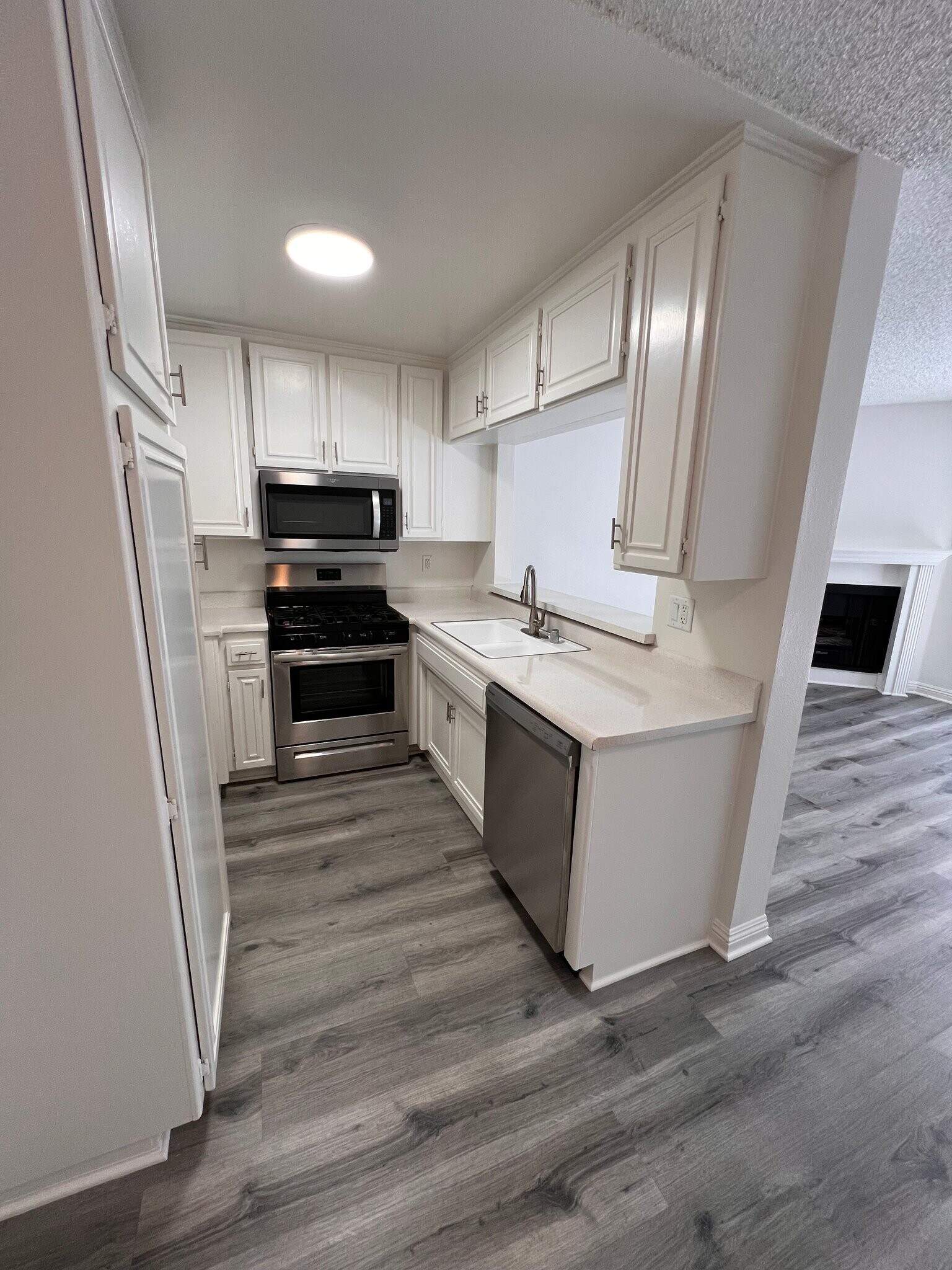 Building Photo - 4648 Fulton Ave