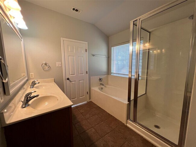 Building Photo - 9301 Muskberry Cove