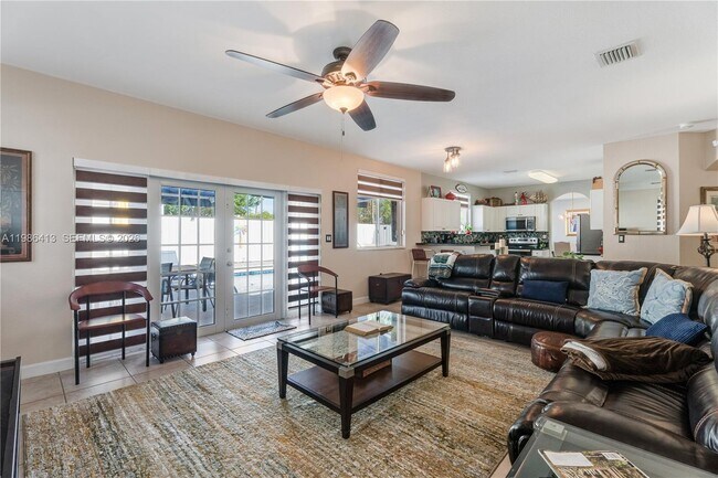 Building Photo - 2126 NE 38th Rd