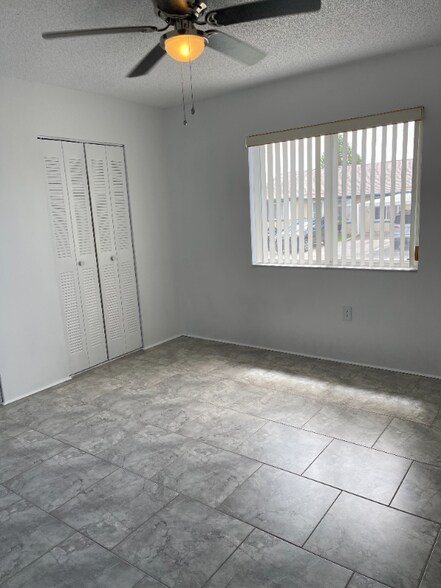 Building Photo - 292 Winter Ridge Blvd