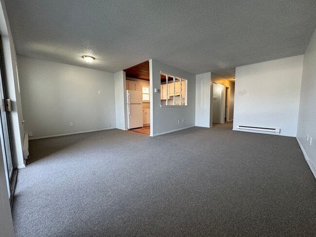 Building Photo - 1322 S Fountian Street