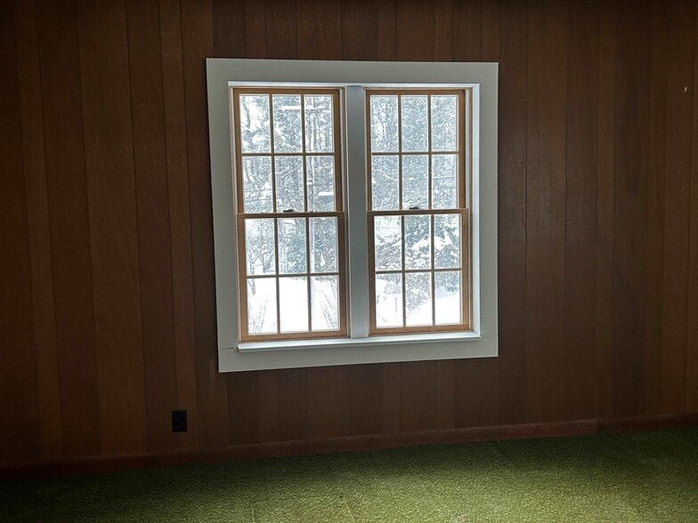 Bedroom 1 - 302 Lake Ave