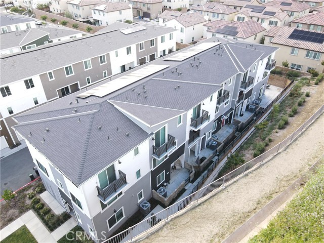 Building Photo - 1487 Skyline Ln