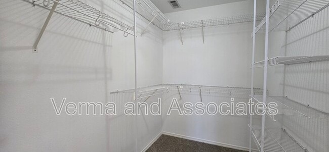 Building Photo - 340 Beasley Dr
