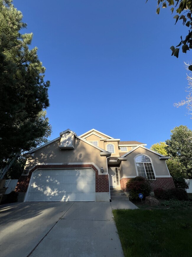 Primary Photo - 11467 S Loganberry Ct