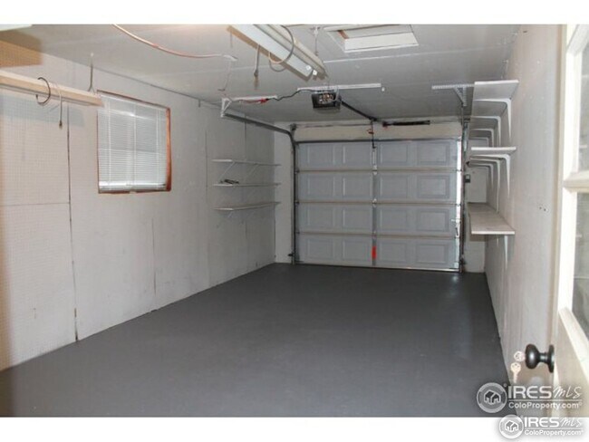 Building Photo - Home in Parkside Subdivision