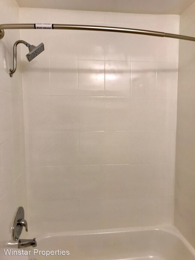 Building Photo - 2 br, 1 bath Apartment - 317 E La Palma Ave