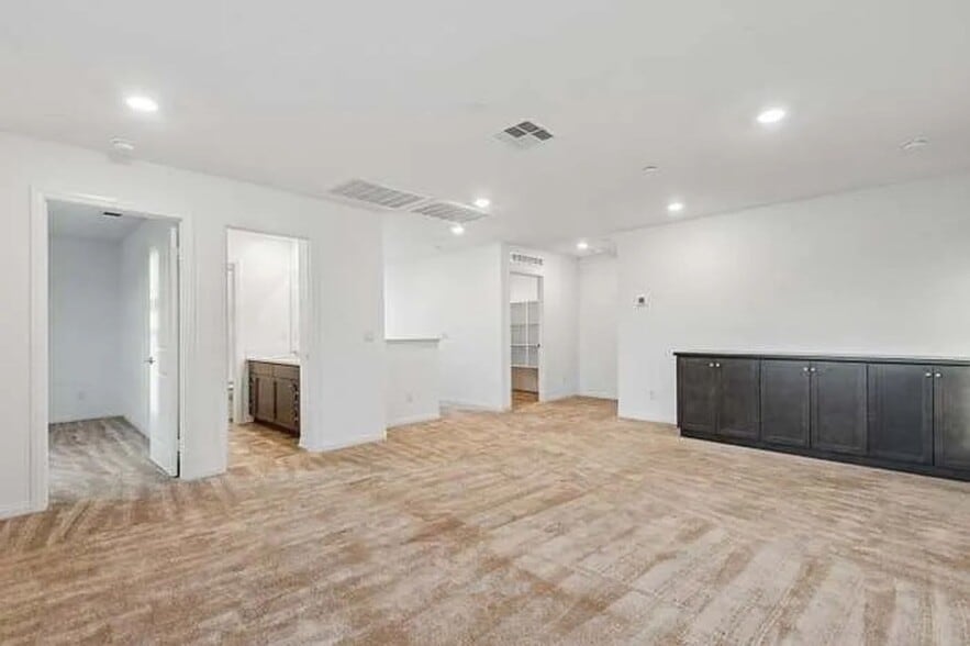 Building Photo - 1676 Gold Medal Ln