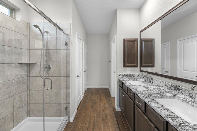 Building Photo - 5502 Pearl Vis Dr