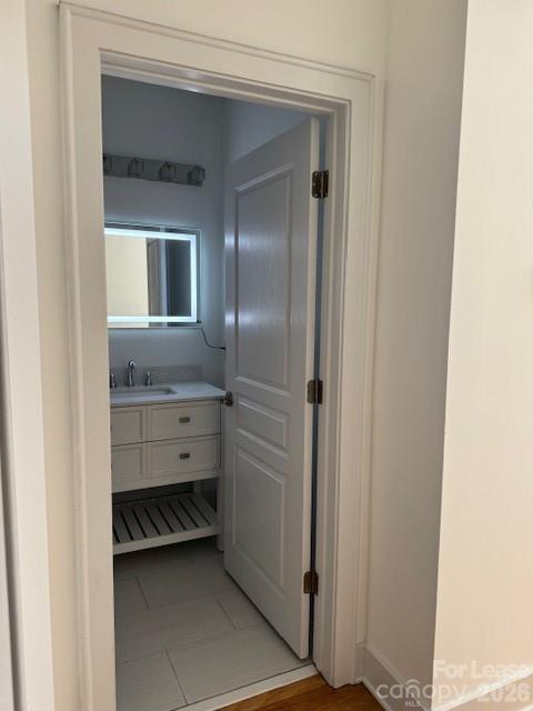 Building Photo - 115 E Park Ave